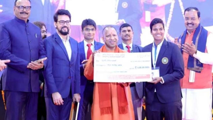 उप्र की क्रिकेटर बेटी बनी डिप्टी एसपी